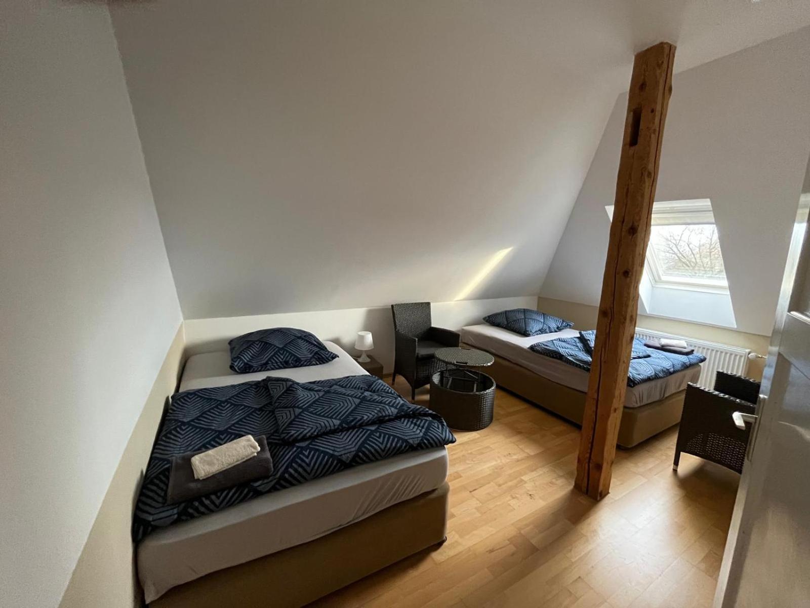 Doppelzimmer-Bad-Kuehlschrank-Tv-19 Meine Extérieur photo
