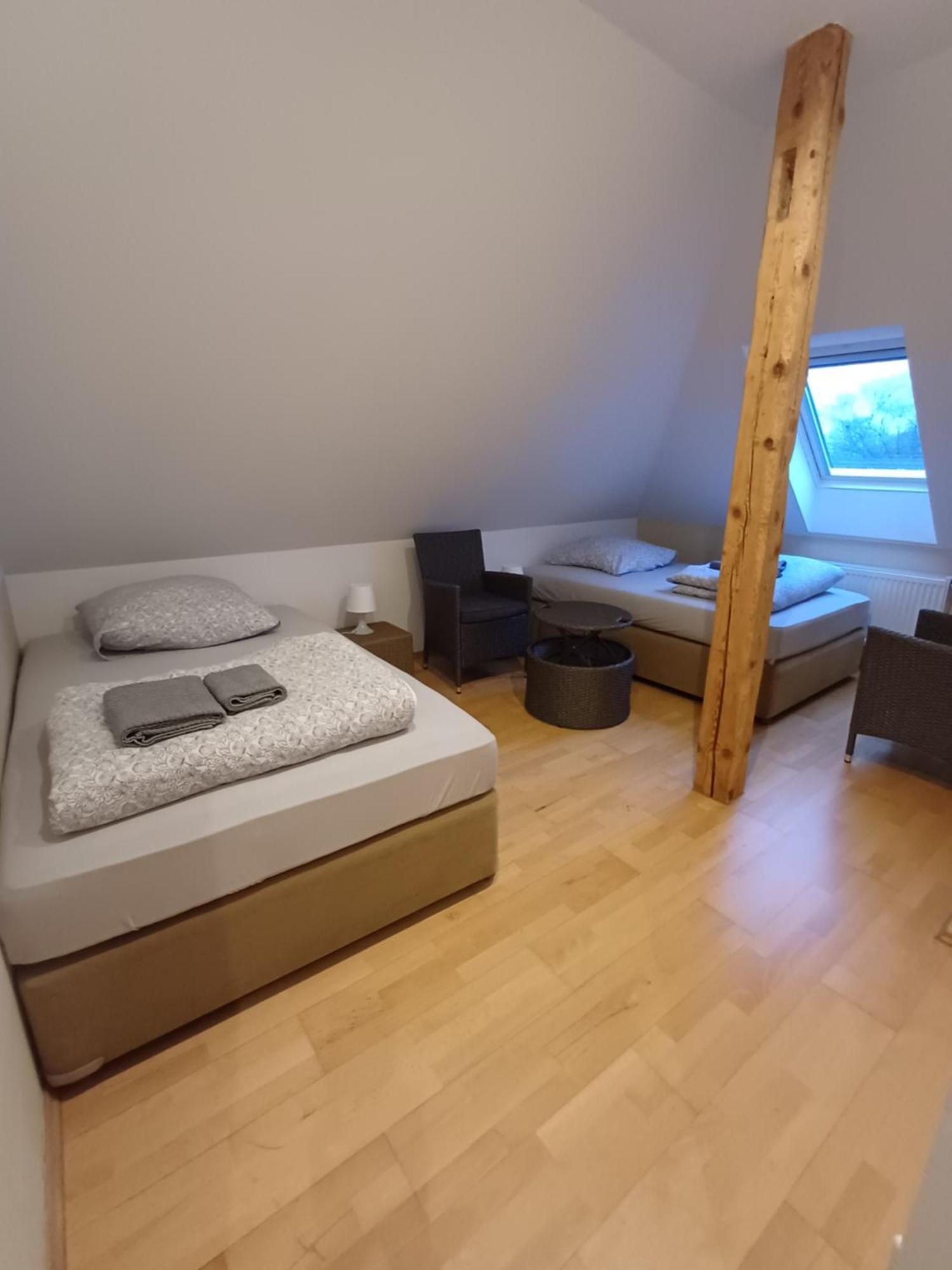 Doppelzimmer-Bad-Kuehlschrank-Tv-19 Meine Extérieur photo