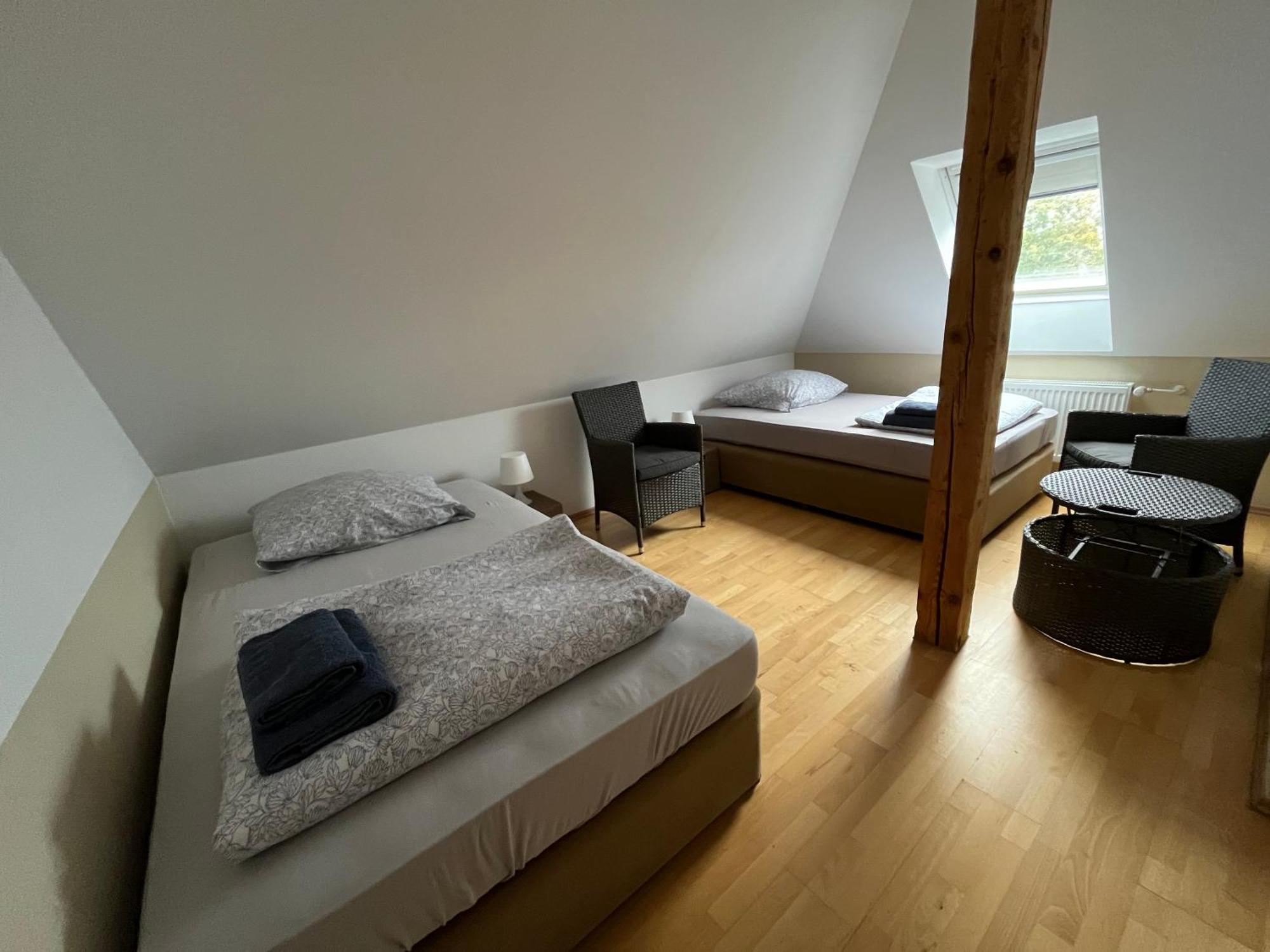 Doppelzimmer-Bad-Kuehlschrank-Tv-19 Meine Extérieur photo