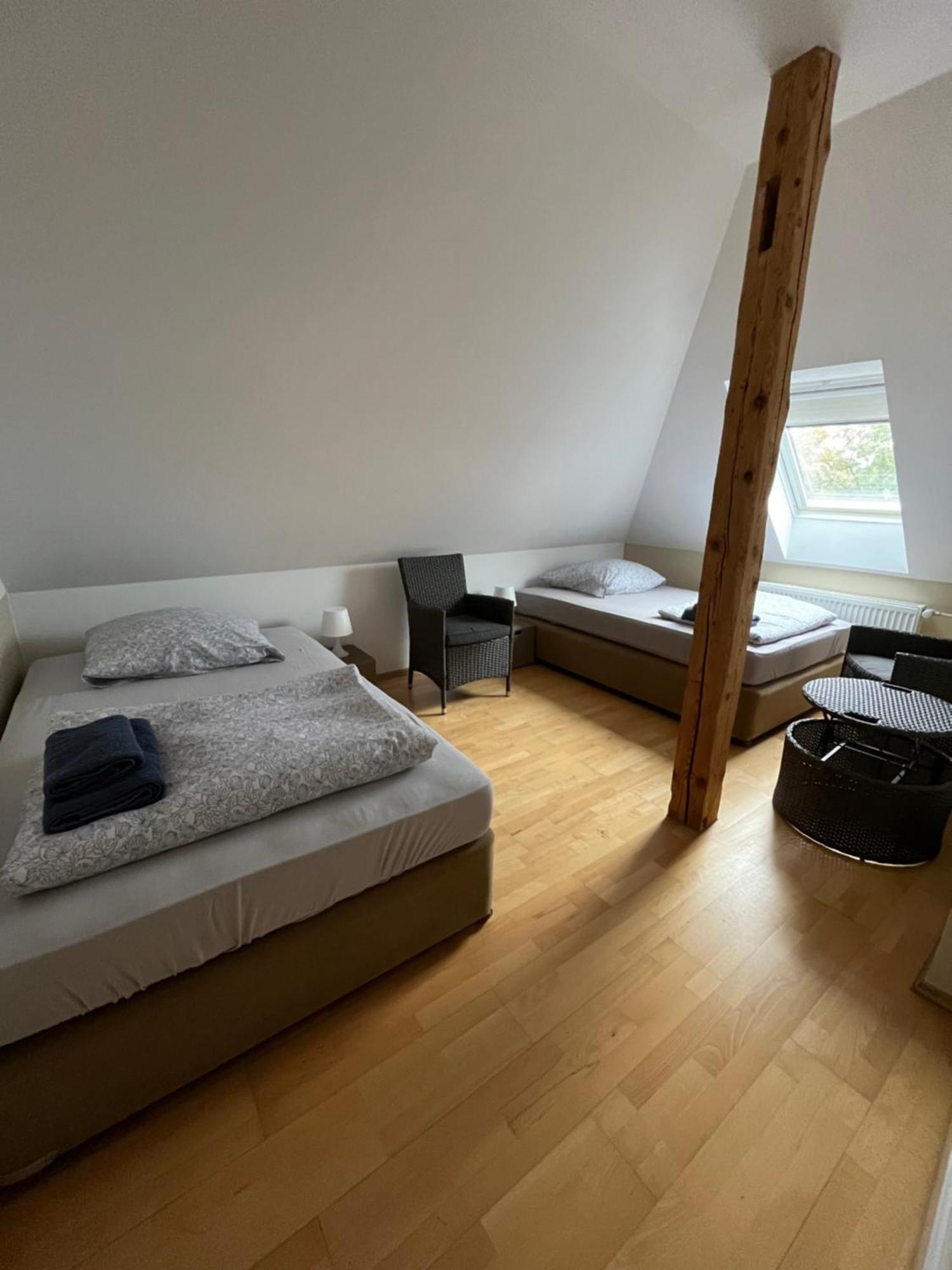 Doppelzimmer-Bad-Kuehlschrank-Tv-19 Meine Extérieur photo