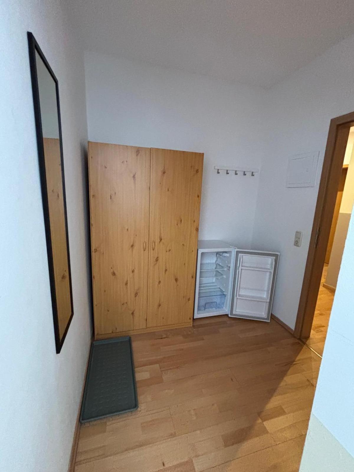 Doppelzimmer-Bad-Kuehlschrank-Tv-19 Meine Extérieur photo